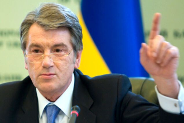 Ющенко грозит 'двойными' выборами ради президентского кресла