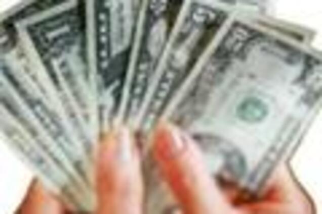 Опубліковано список банків, які купили 'пільгові' долари