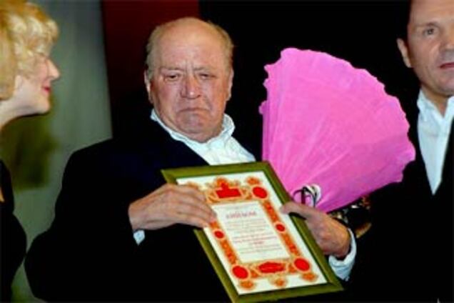 Лев Дуров потрапив до реанімації