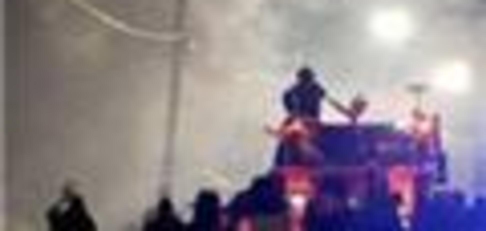 В США на жилой дом упал самолет