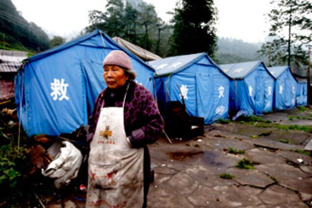 Тысячи человек пострадали от землетрясения в Китае