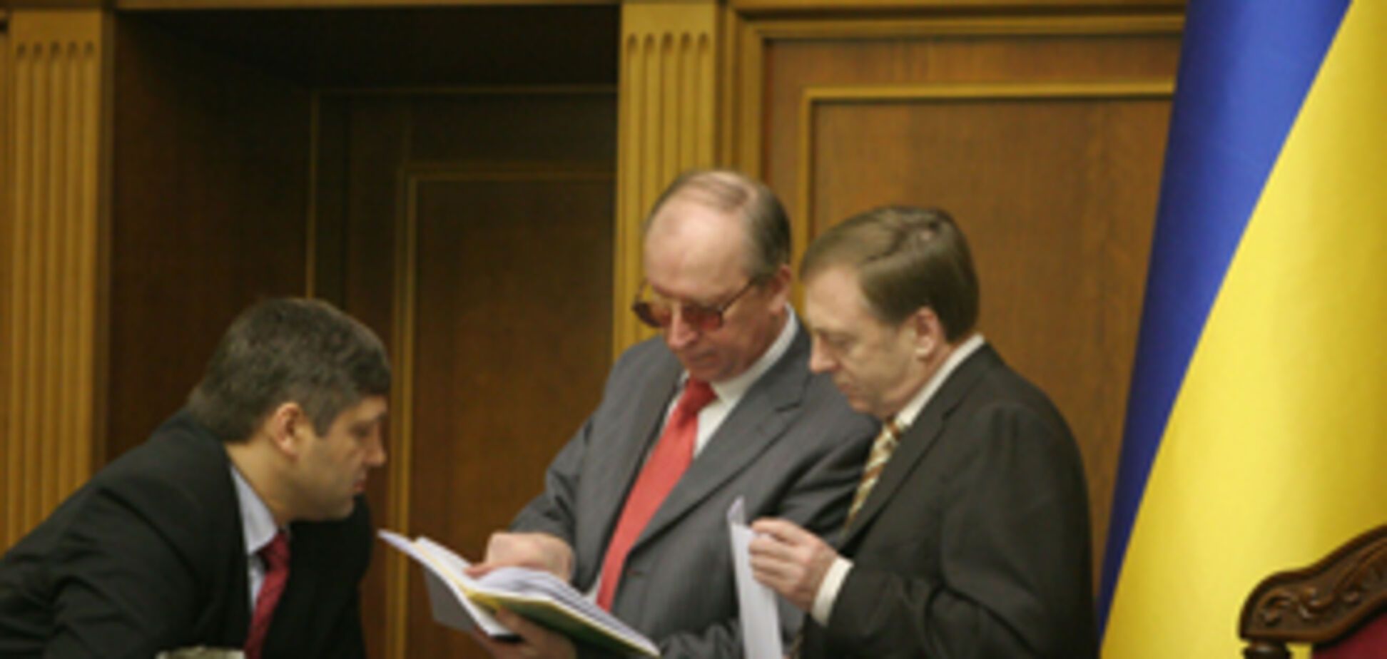 Влада лякає українців більше Росії і США разом узятих