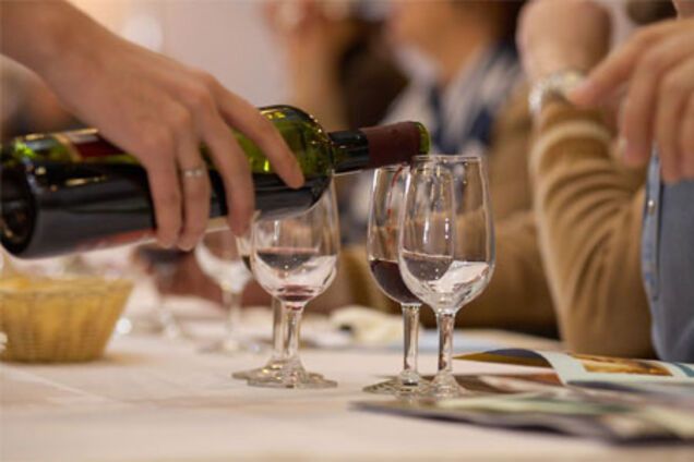 Во французских ресторанах цены устанавливают клиенты