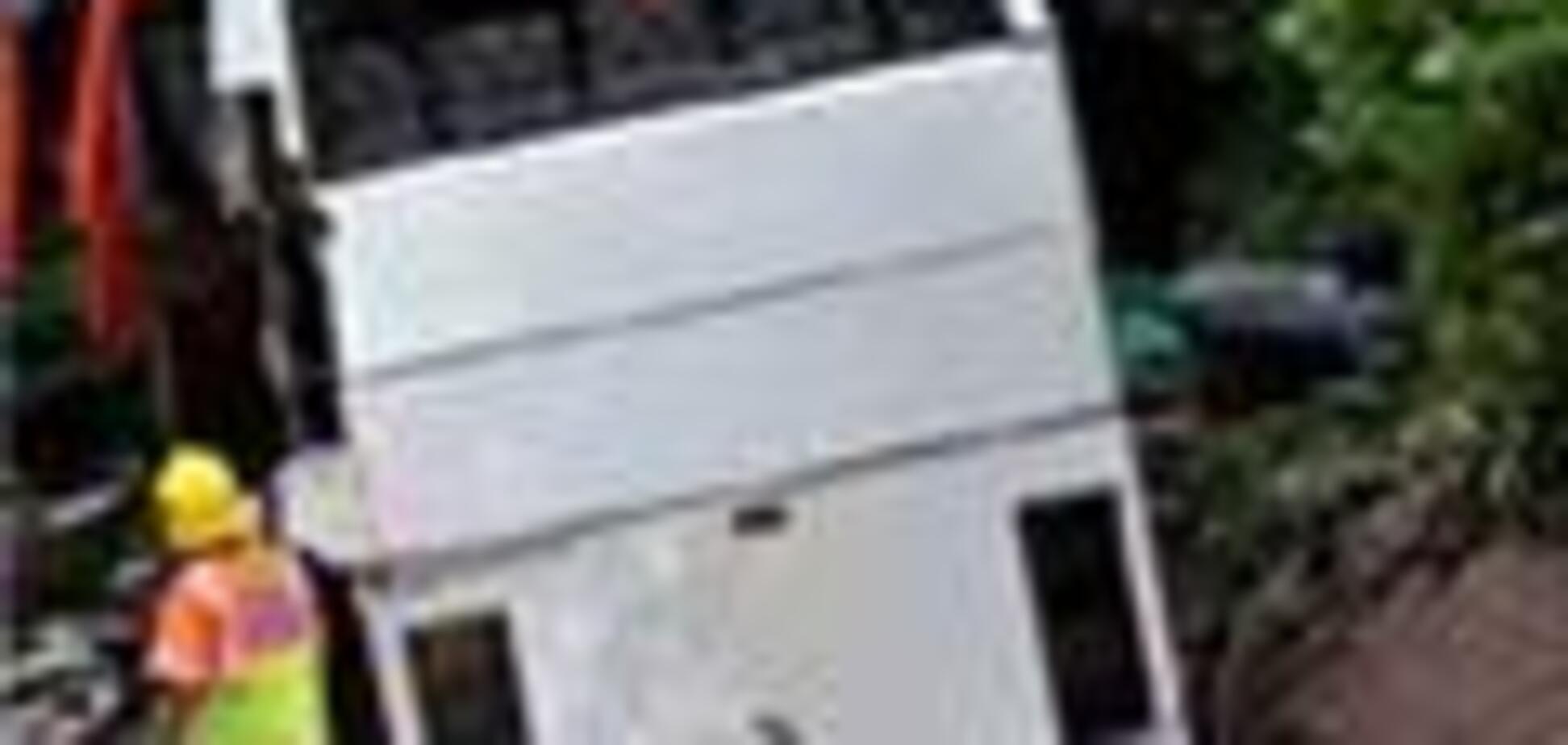 В США перевернулся автобус с французским туристами