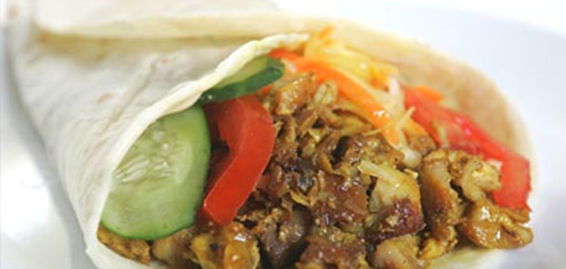 На волне кризиса процветает фаст-фуд