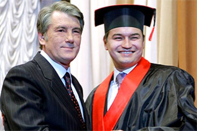 Ющенко с сыном — не пара, а дочь Тимошенко мамина копия