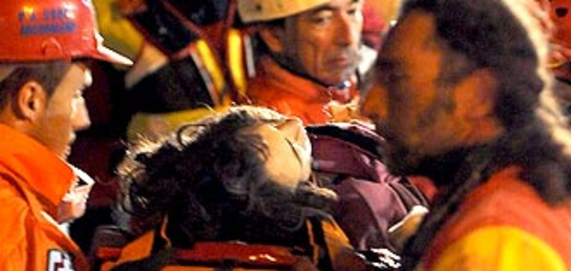 Италию продолжает трясти