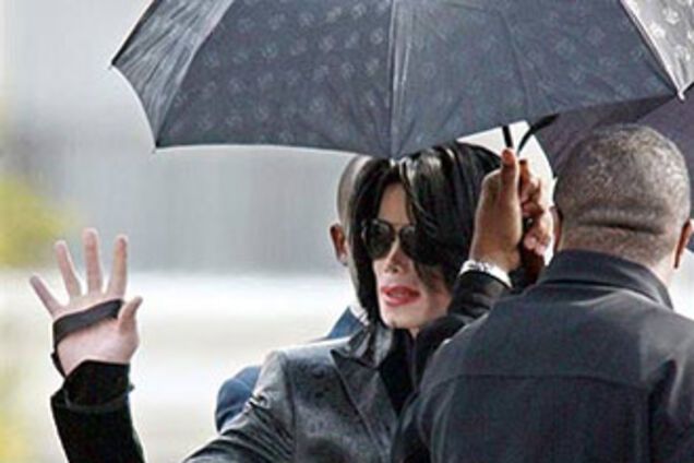 Лікарі знайшли у Майкла Джексона рак шкіри