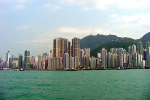 В Гонконге прохожих облили кислотой