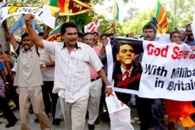 Президент Шри-Ланки объявил о полной победе над боевиками