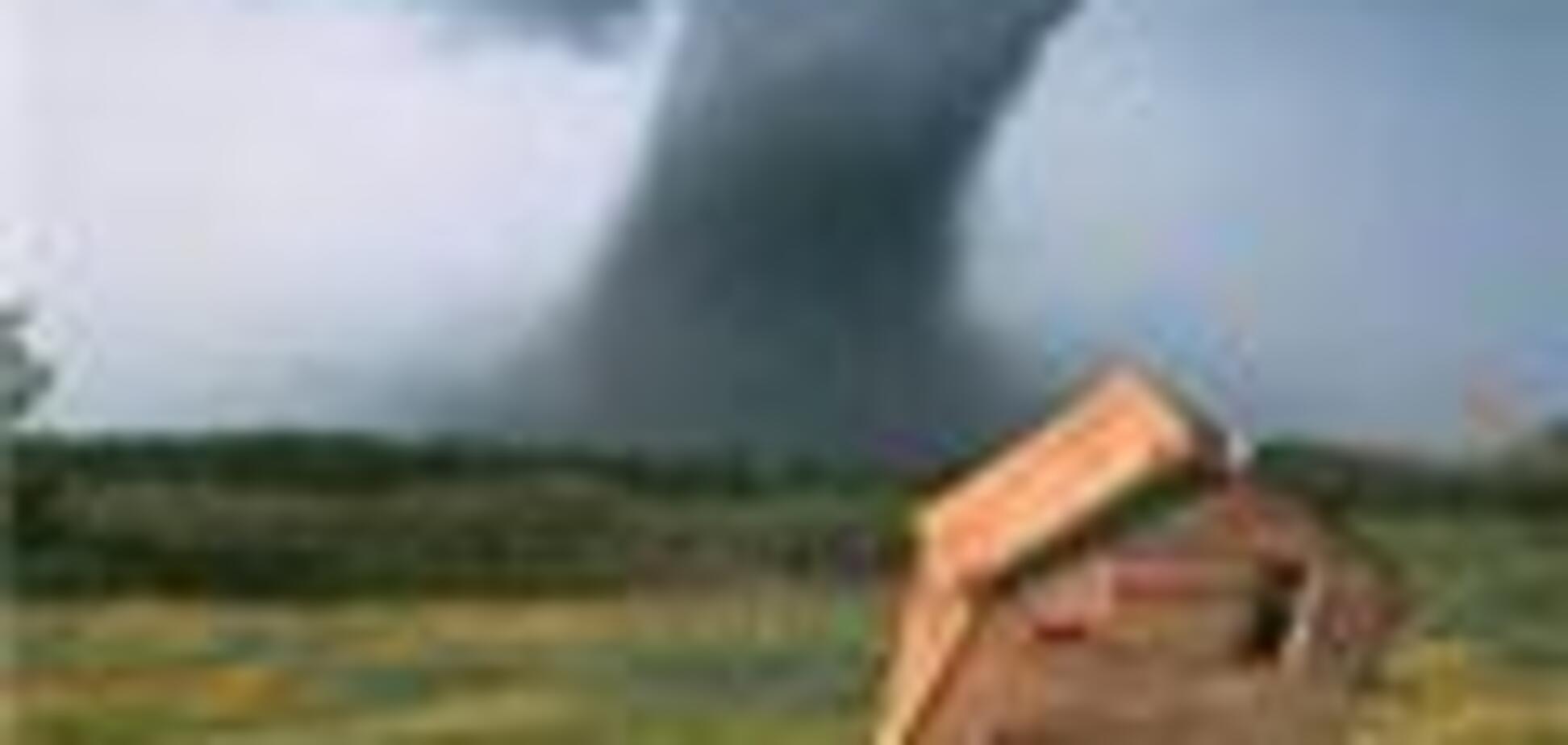 На Алматы обрушился ураган