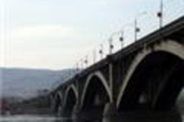 Китаец 'помог' самоубийце-показушнику