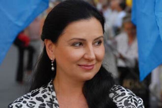 Богословская бросит вызов Януковичу