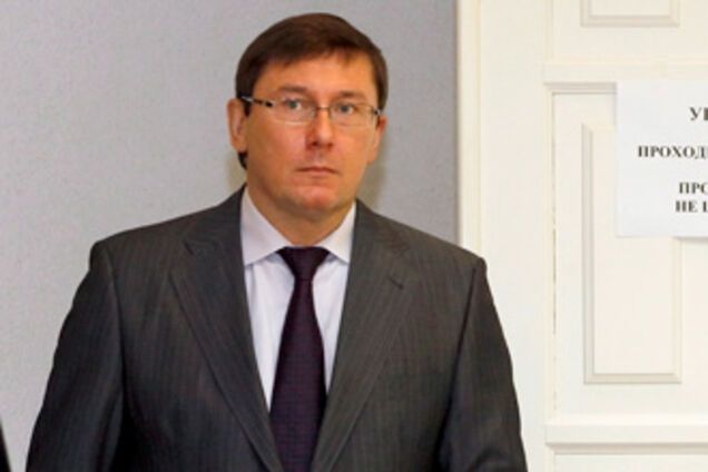 Кабмин готовится вынести приговор Луценко