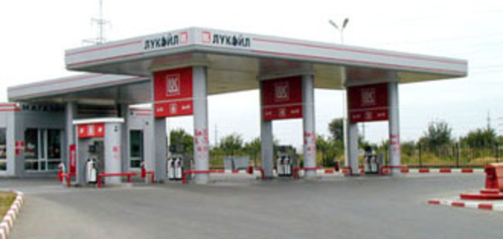 Причину подорожания бензина нашли