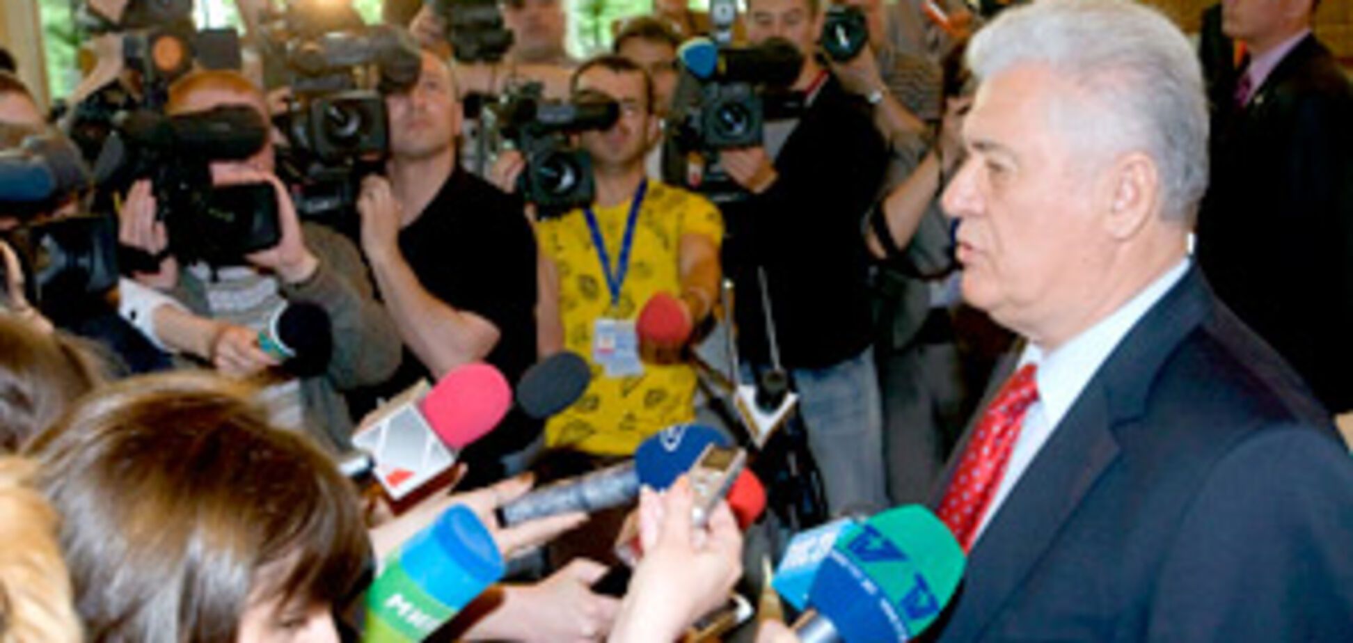 Президент Молдовы распустил парламент и назначил выборы