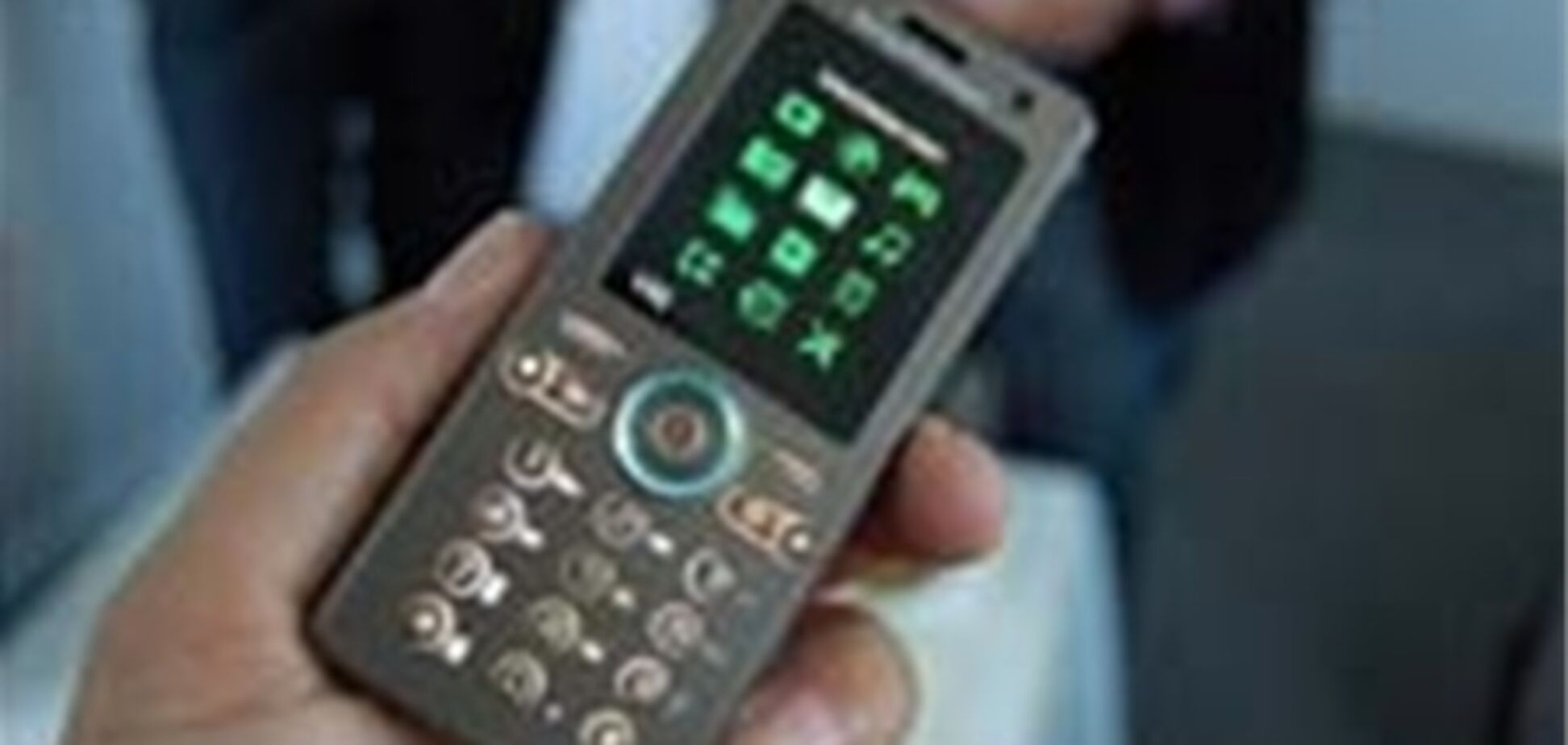 Sony Ericsson представит серию «экологичных» телефонов GreenHeart