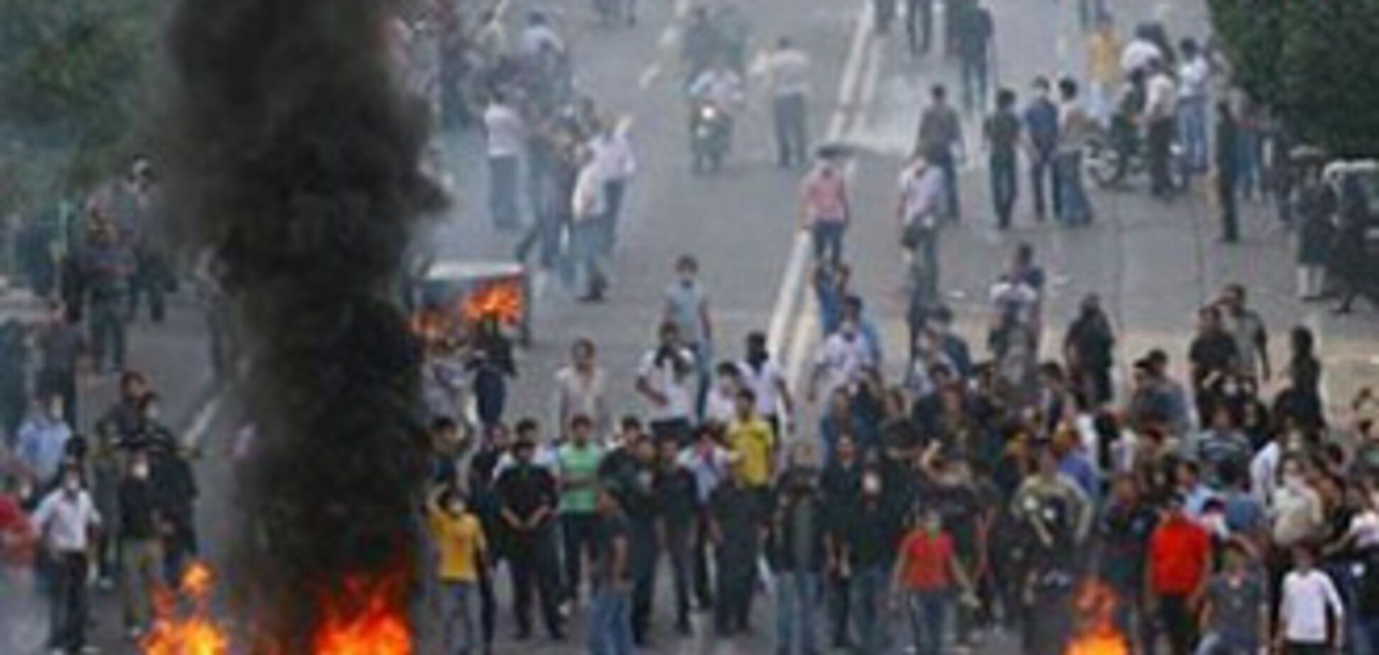 Розстріл демонстрації в Тегерані, десятки загиблих (ВІДЕО)