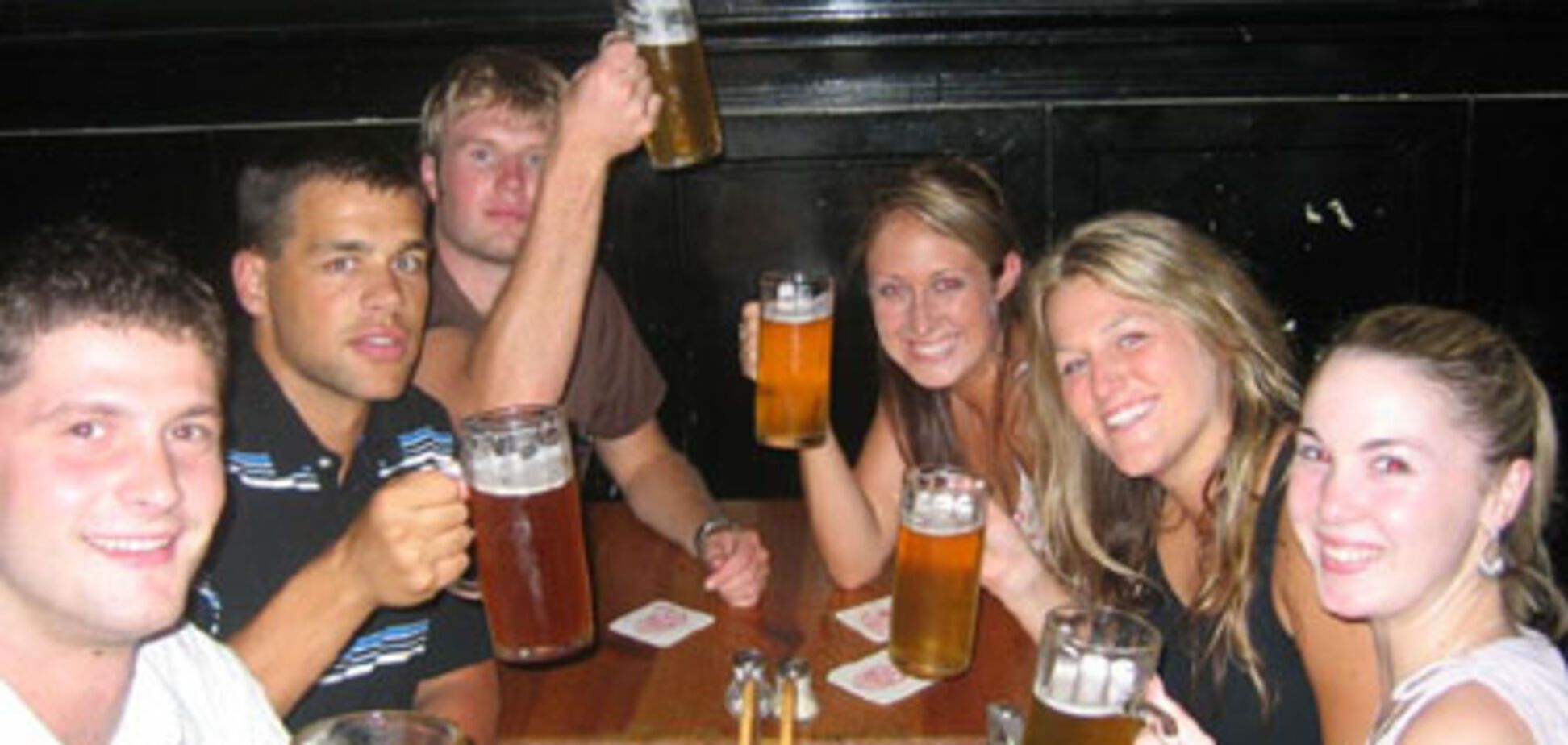 Доказано наукой: немцу хватит 6 минут, чтобы напиться и забыться!