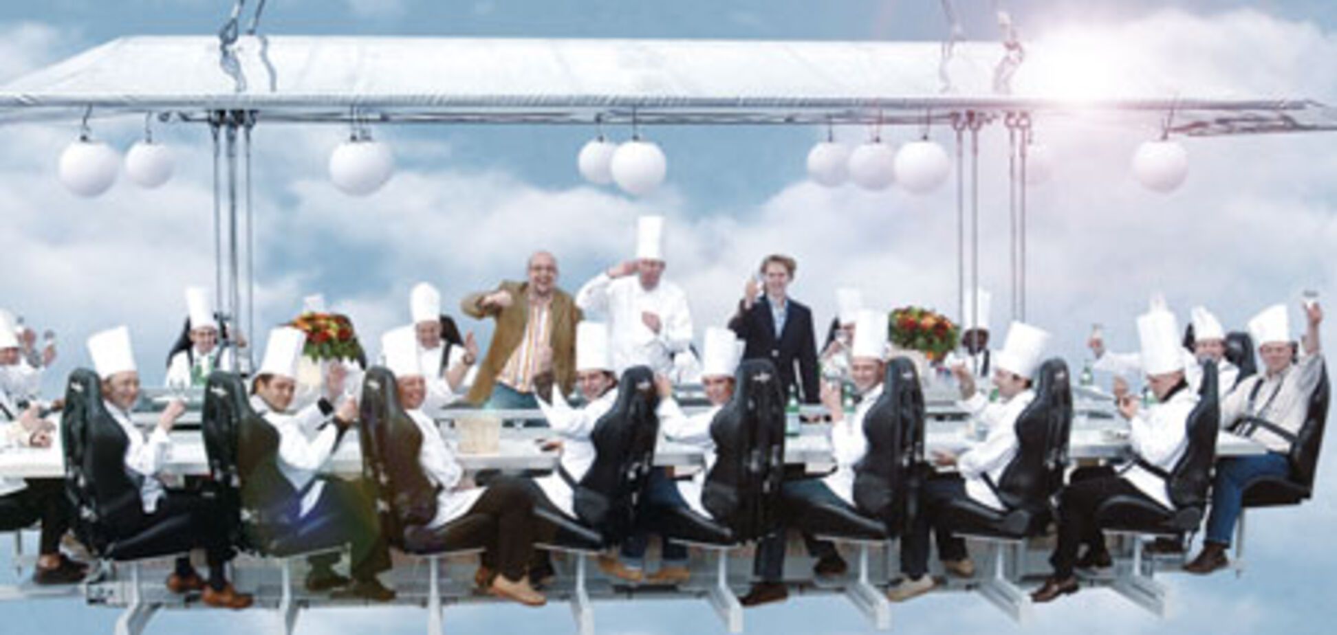 Новая услуга рестораторов - корпоративный обед в облаках. Дорого, но шикарно!