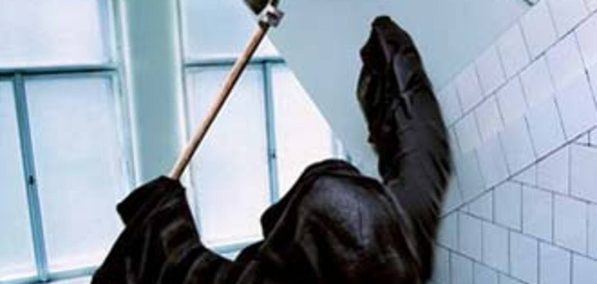 Сын убил мать, увидев ее в облике ведьмы