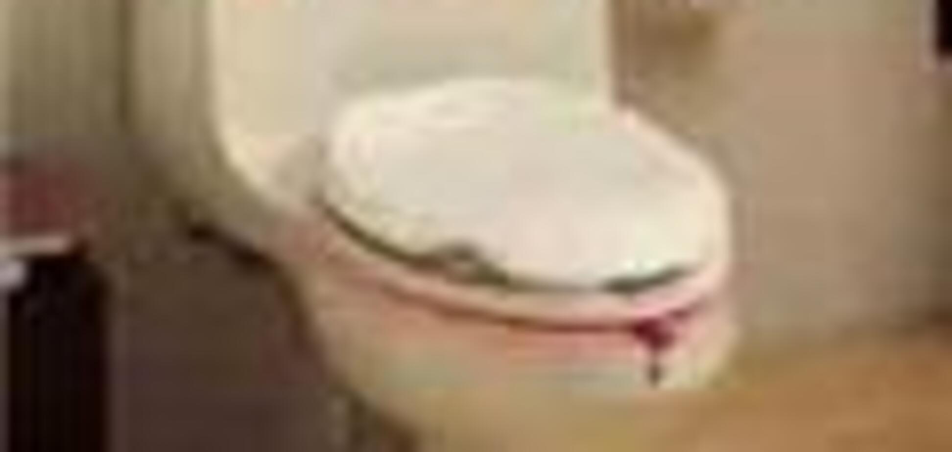 Полтавчане лишают львовян возможности ходить в туалет