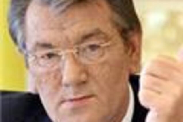 Ющенко подозревает таможню в отмывании денег на выборы