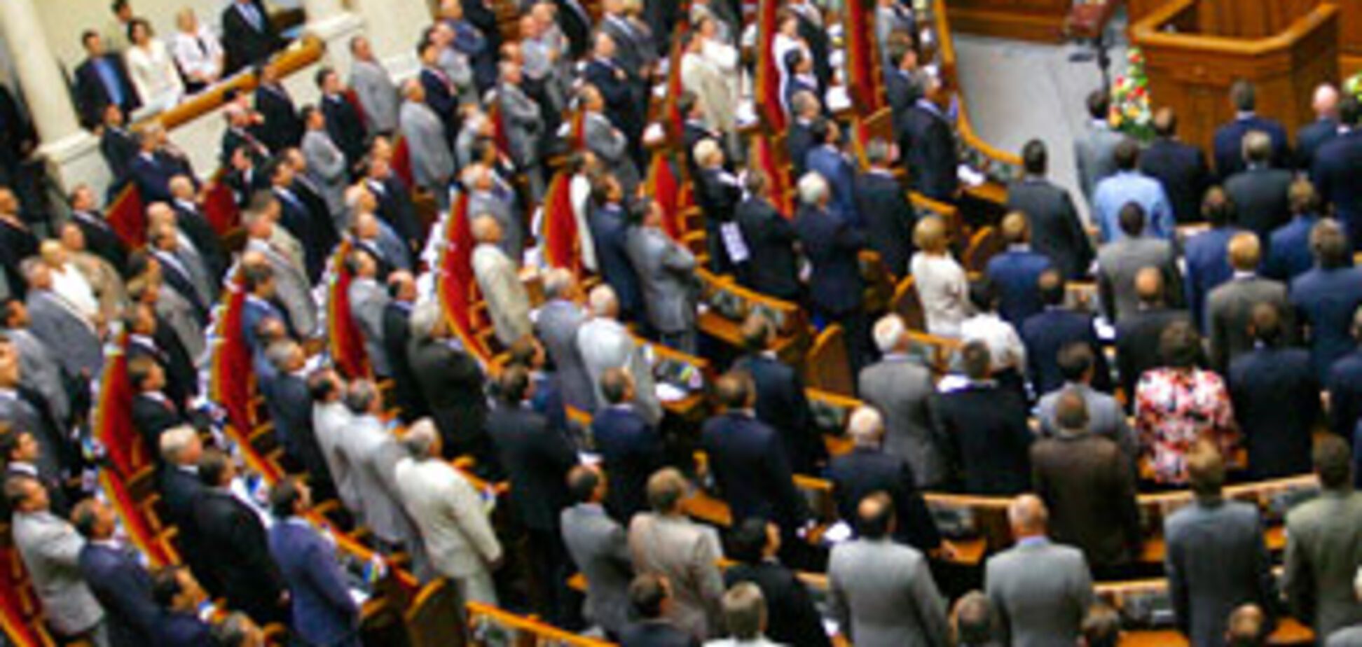 Коалицию 'варят' под грохот взрывов