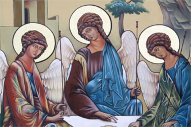 Православные и греко-католики отмечают День Святого Духа