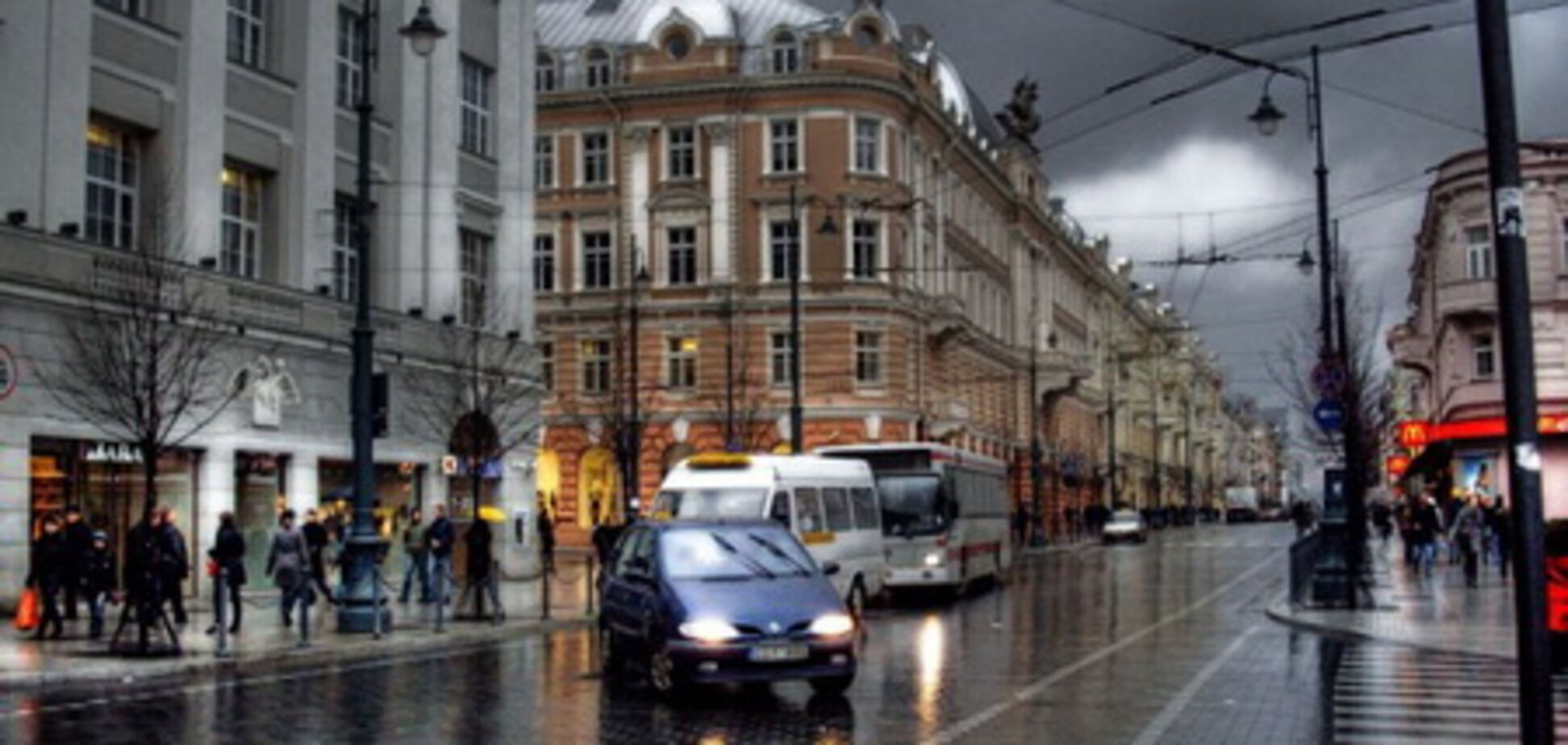 Литовские рестораторы перешли на сторону тьмы