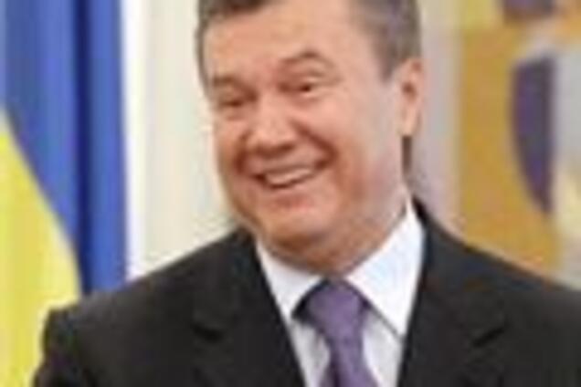 Янукович назвал крайнего в подорожании бензина