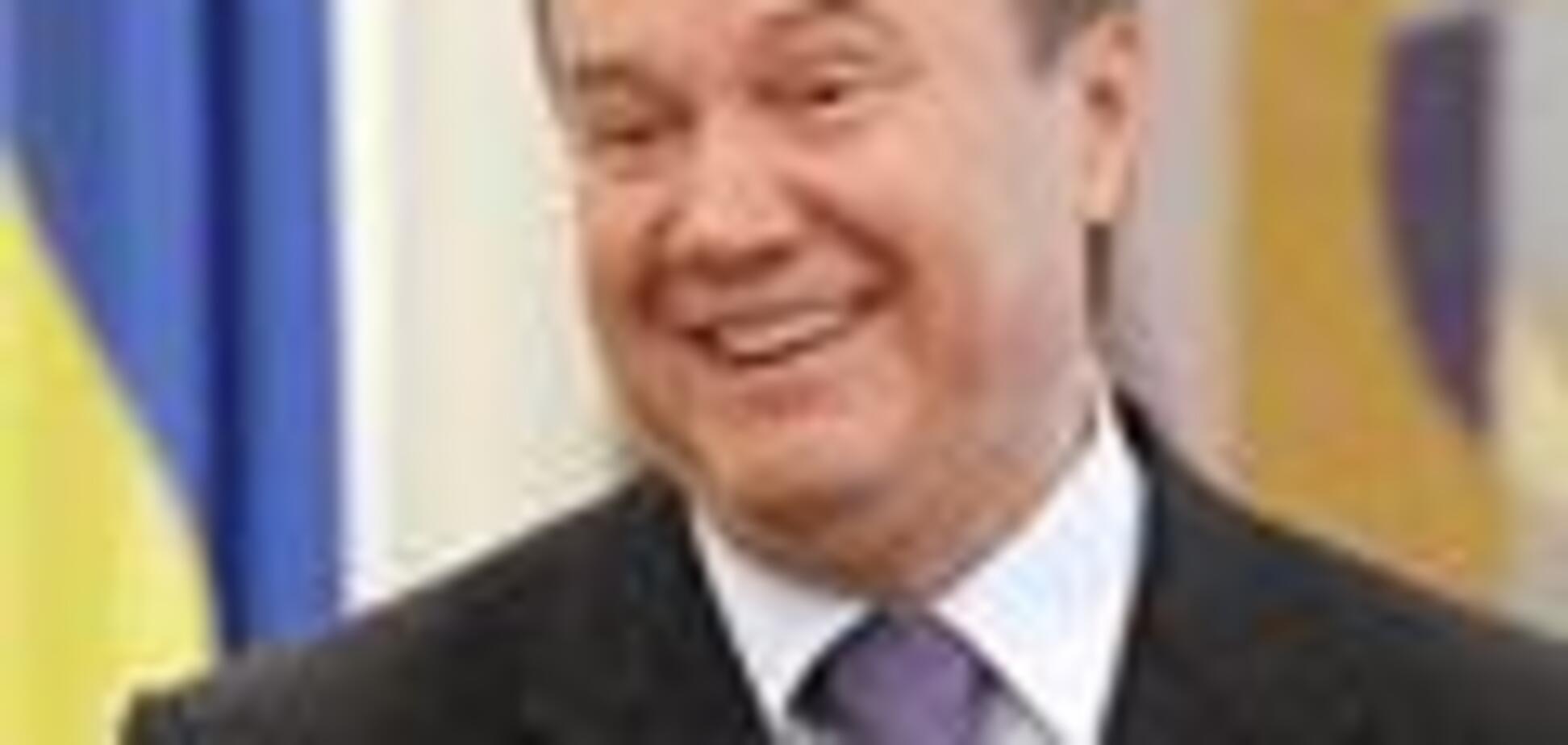 Янукович назвав крайнього в подорожчанні бензину