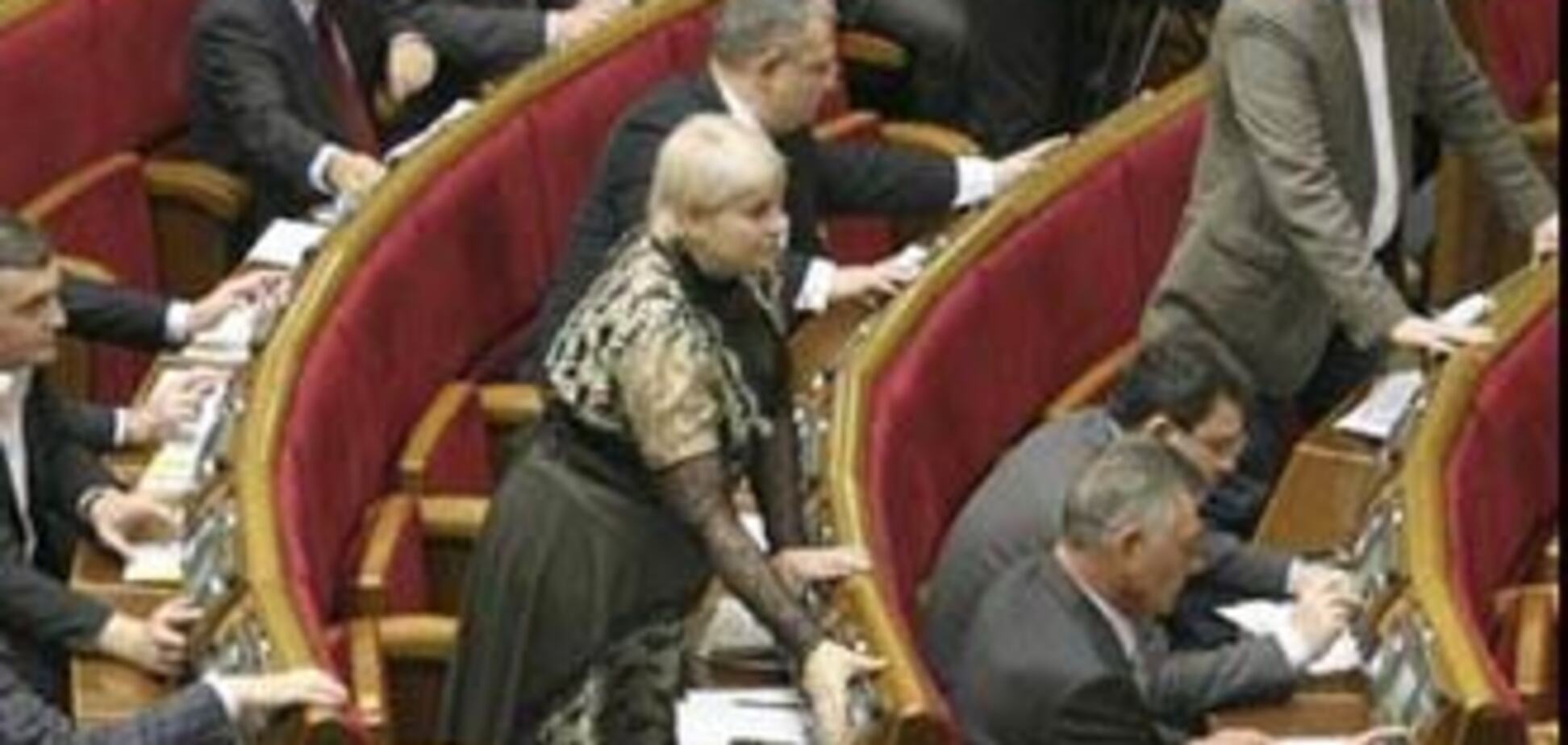 Литвин кличе депутатів під купол