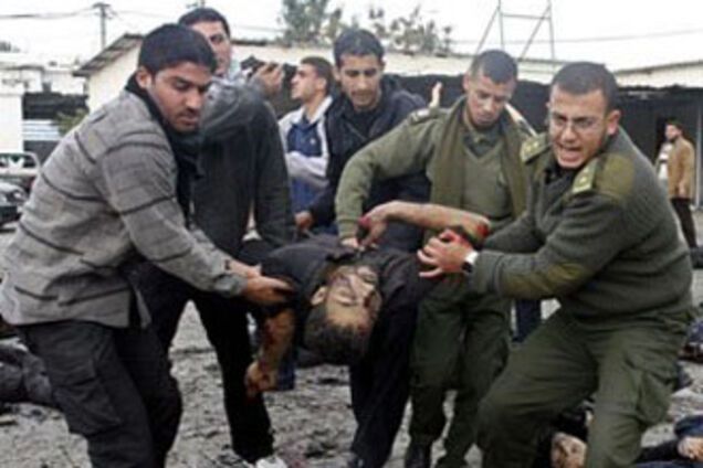 Переодетые террористы-смертники подорвали 6 человек