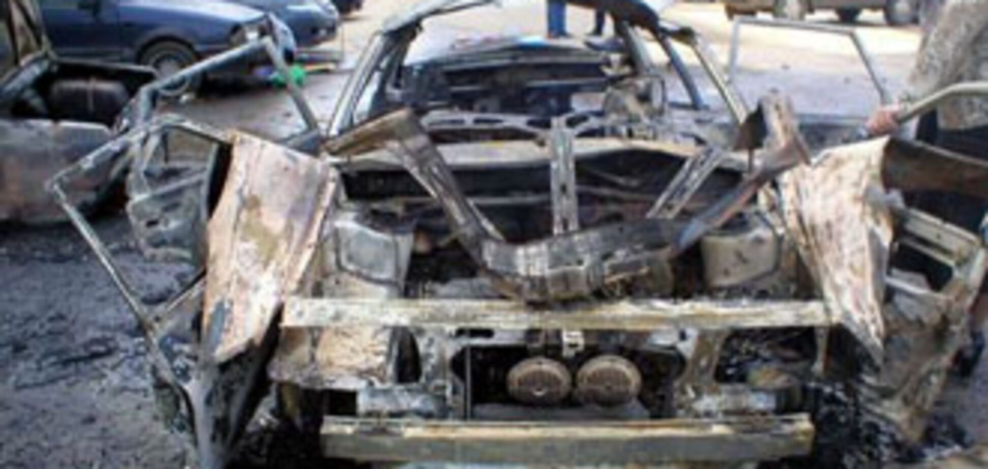 В Одессе подорвали автомобиль чиновника