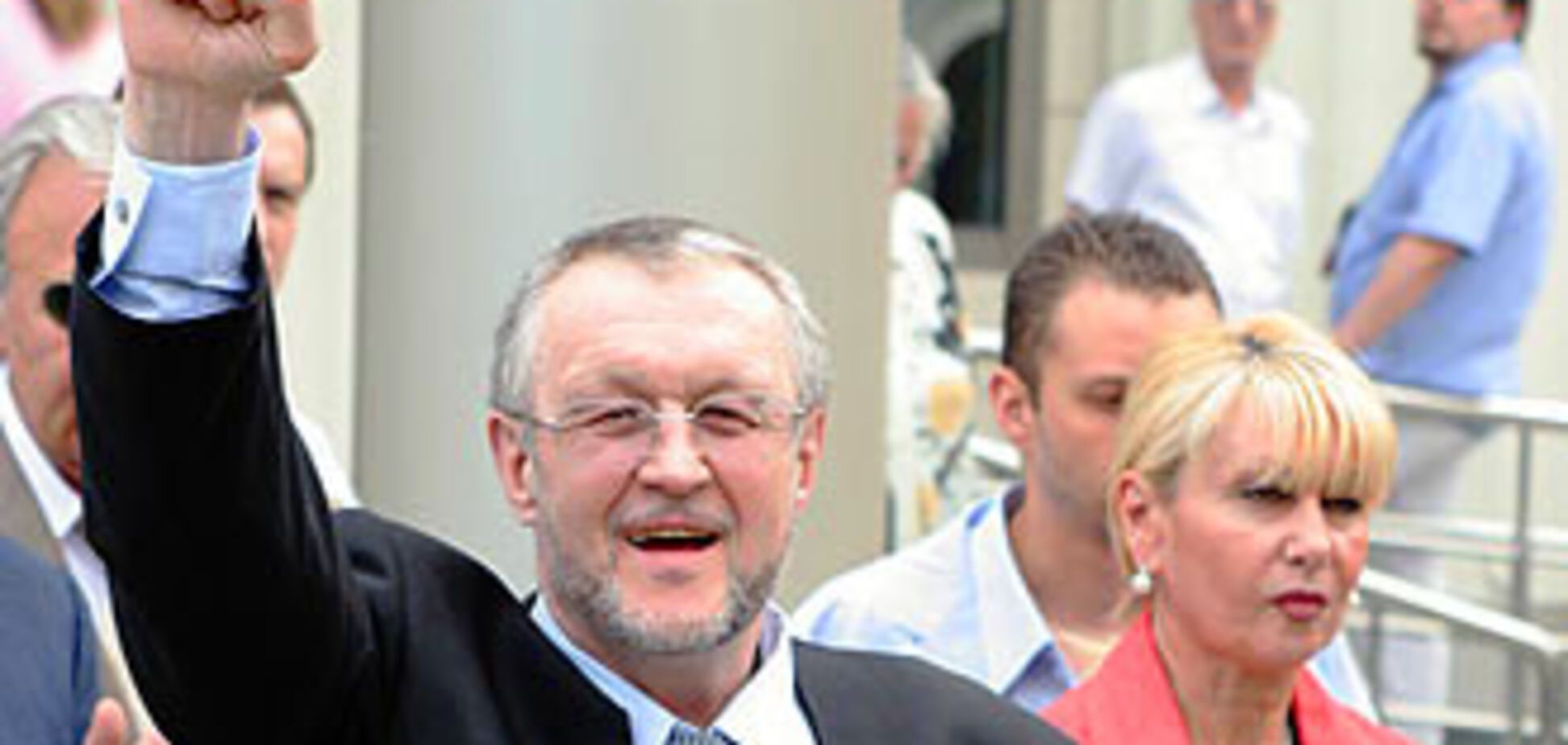 Состояние Япончика остается тяжелым