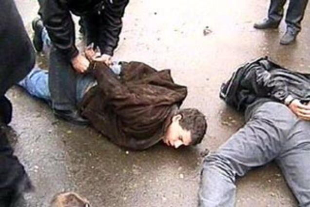 Кавказцы с молотками устроили массовую драку