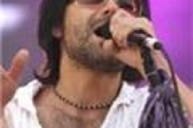 Вакарчук захистився з фізики, світ на місці