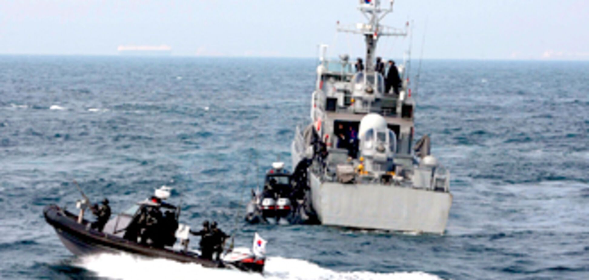 В Одессе не верят, что морякам 'Арианы' совсем плохо