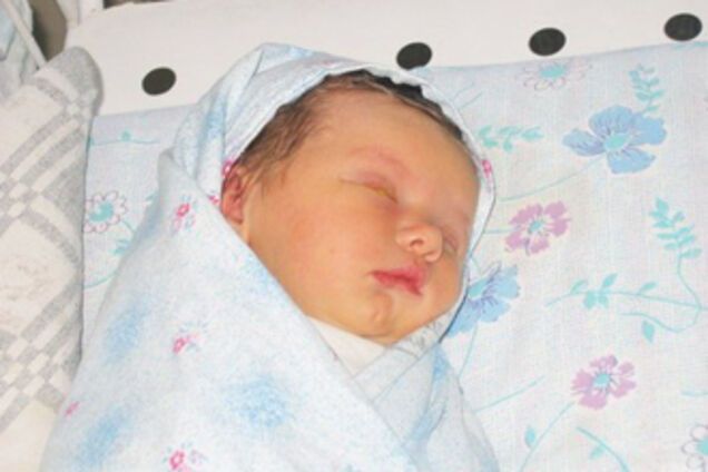 Женщина похитила ребенка прямо из утробы своей подруги