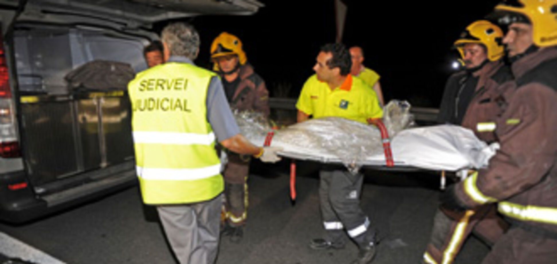 Разбился автобус с туристами, 6 человек погибли