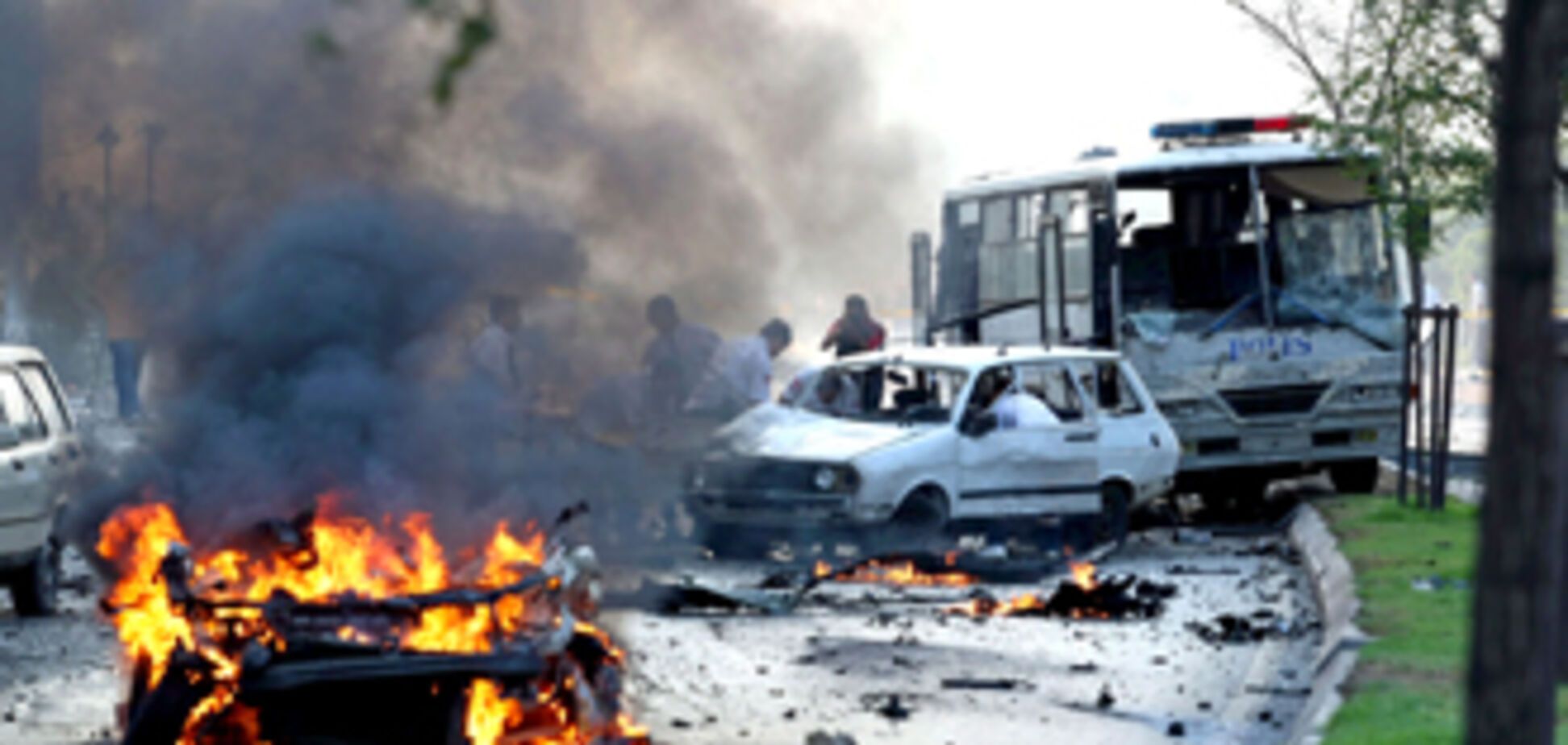 Взрыв мины: 3 погибших, 9 раненых