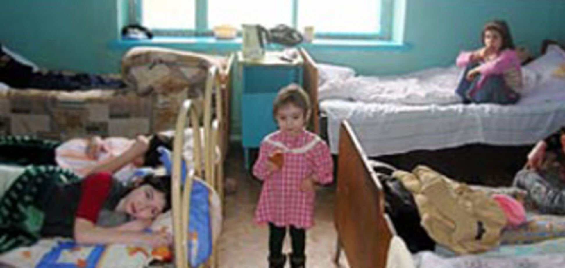 Госпіталізовано нові жертви харчування в дитячому санаторії