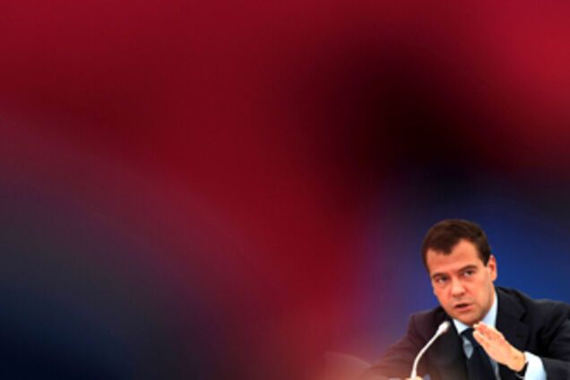 Медведев внезапно припомнил Украине газ, НАТО и ЧФ (ВИДЕО)