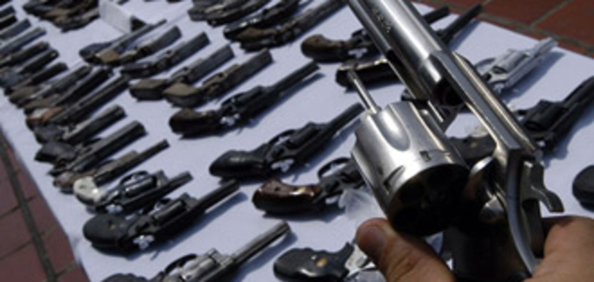 Украина попала в оружейный скандал