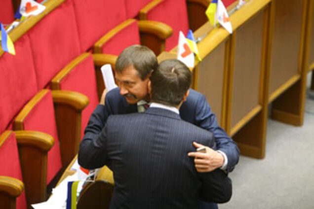 Рада зібралася, щоб піти на перерву (ДОПОВНЕНО)