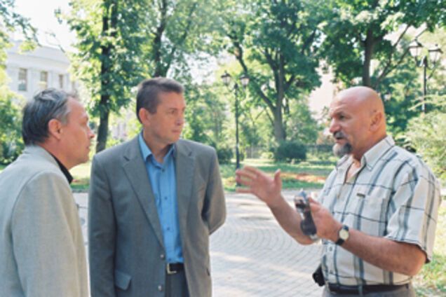 Мельниченко об инциденте у Кабмина: на воре и шапка горит