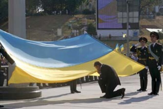 Україна відзначає День Державного Прапора