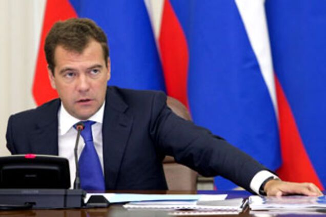 Медведев проигнорировал независимость Украины