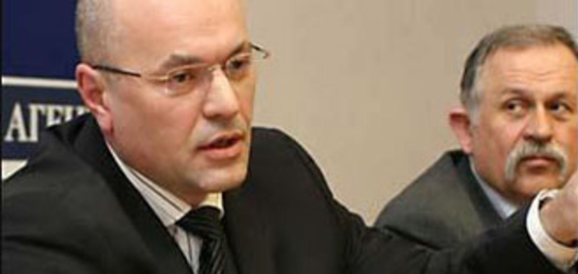 Ратушняк ищет спасения у евреев